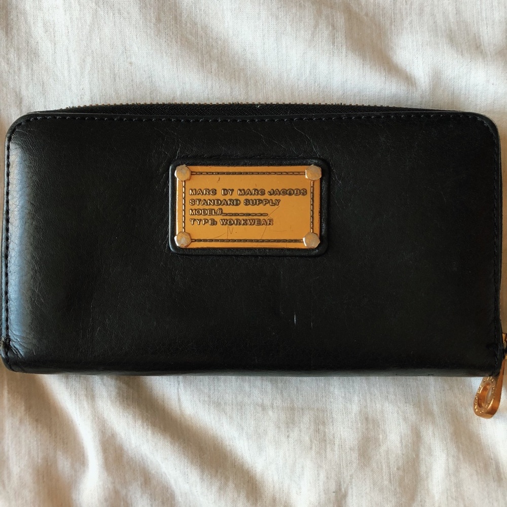 Marc by Marc Jacobs Zip Around Wallet